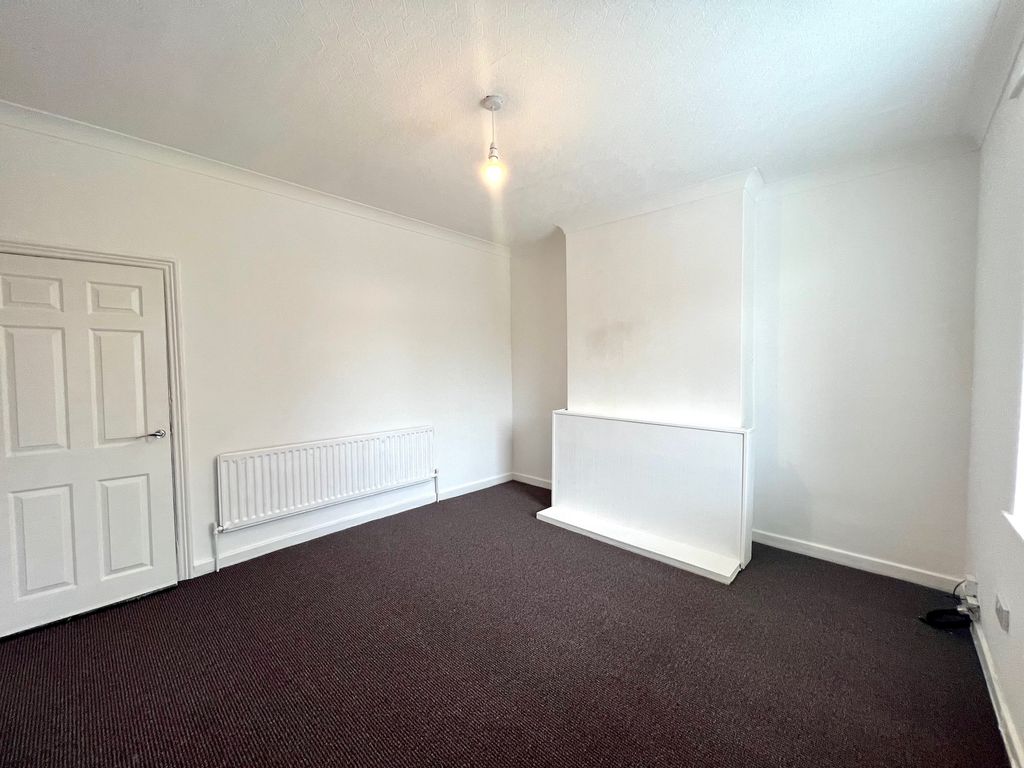 Property photo 3 of 11 Image