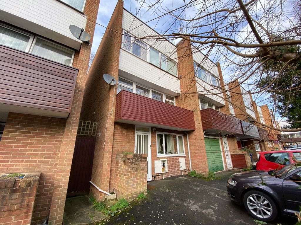 Property photo 1 of 15 Main