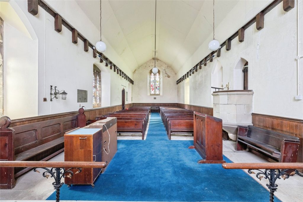 Property photo 2 of 17 Picture No. 02