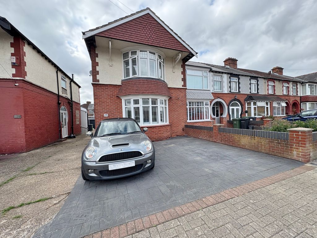 Property photo 3 of 24