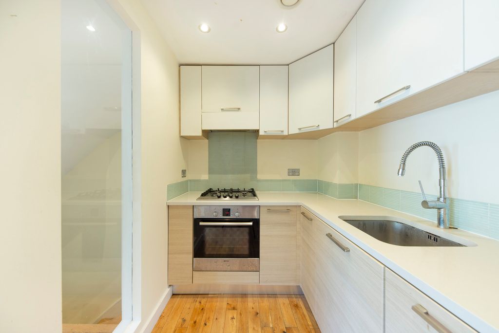 Property photo 3 of 6