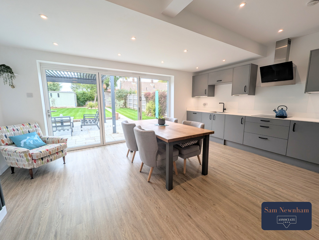 Property photo 1 of 12 Kitchen/Diner