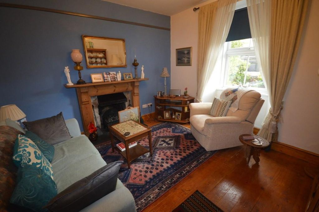 Property photo 2 of 25 Dsc_0043 (Medium).Jpg