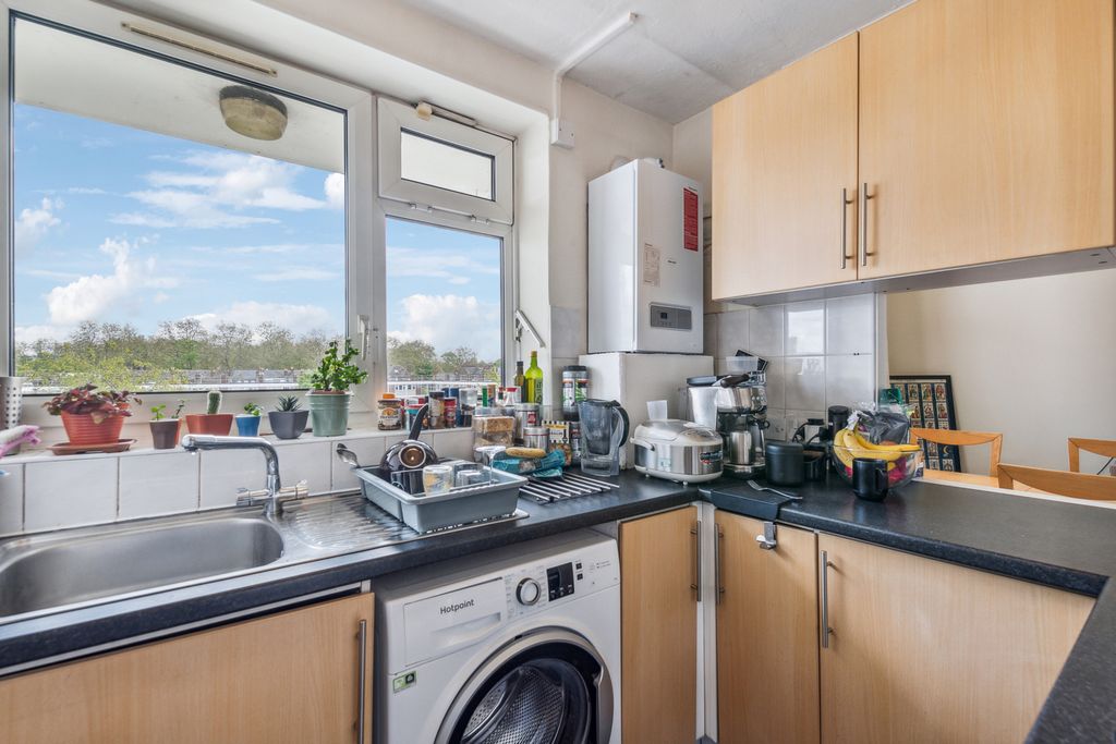 Property photo 3 of 20