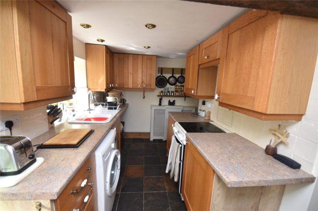 Property photo 3 of 15 Kitchen