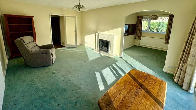 Property photo 2 of 16 Photo 3