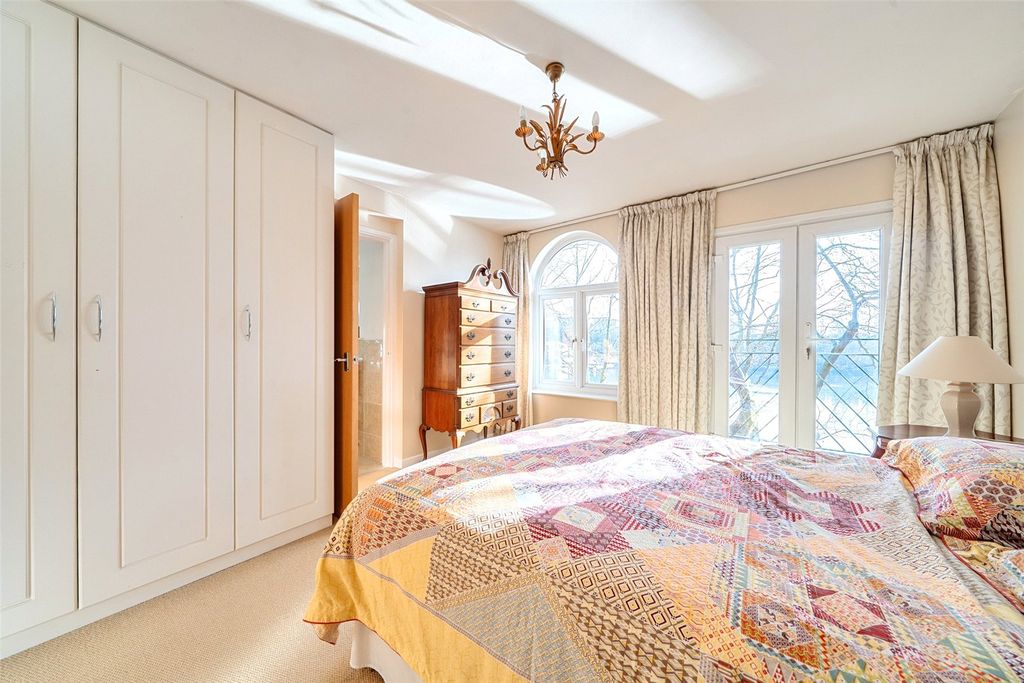 Property photo 3 of 26 Picture No. 38