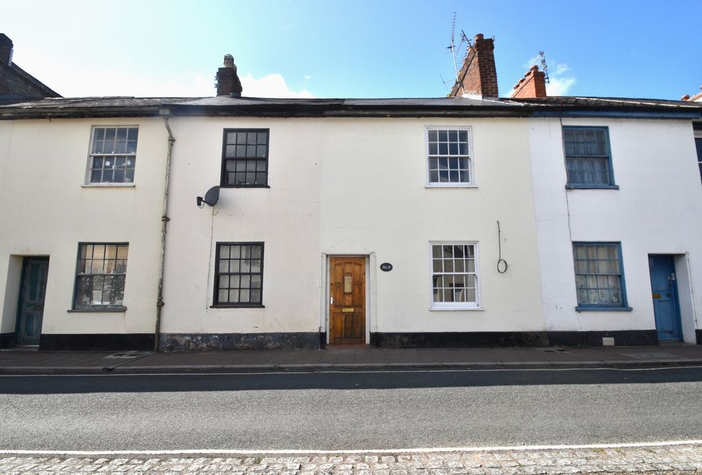 Property photo 1 of 11 Tiverton Seddons