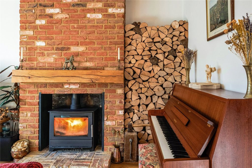 Property photo 2 of 15 Log Burner