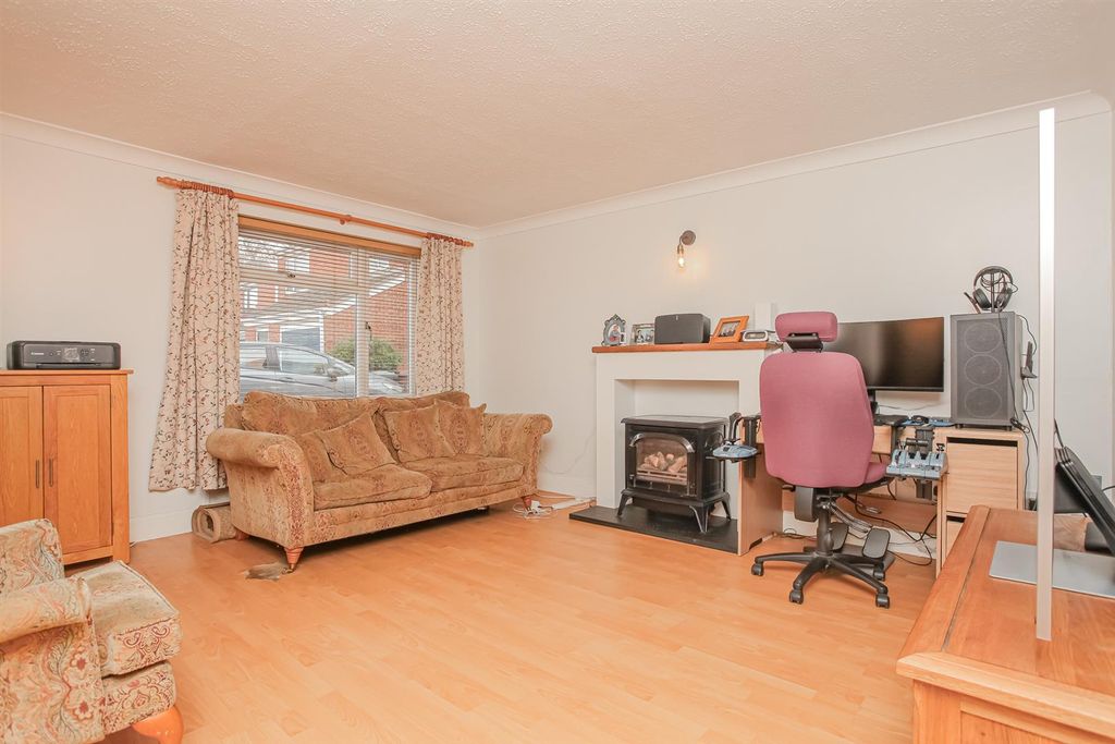 Property photo 3 of 13 Img_2767.Jpg