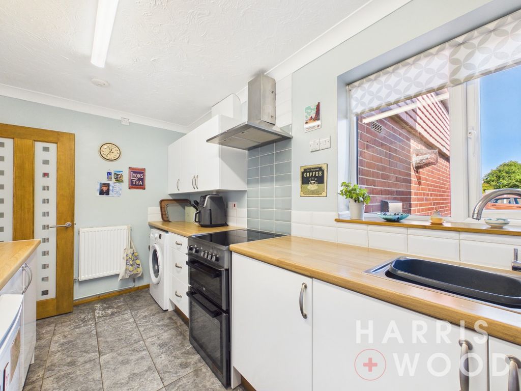 Property photo 2 of 17 5417423