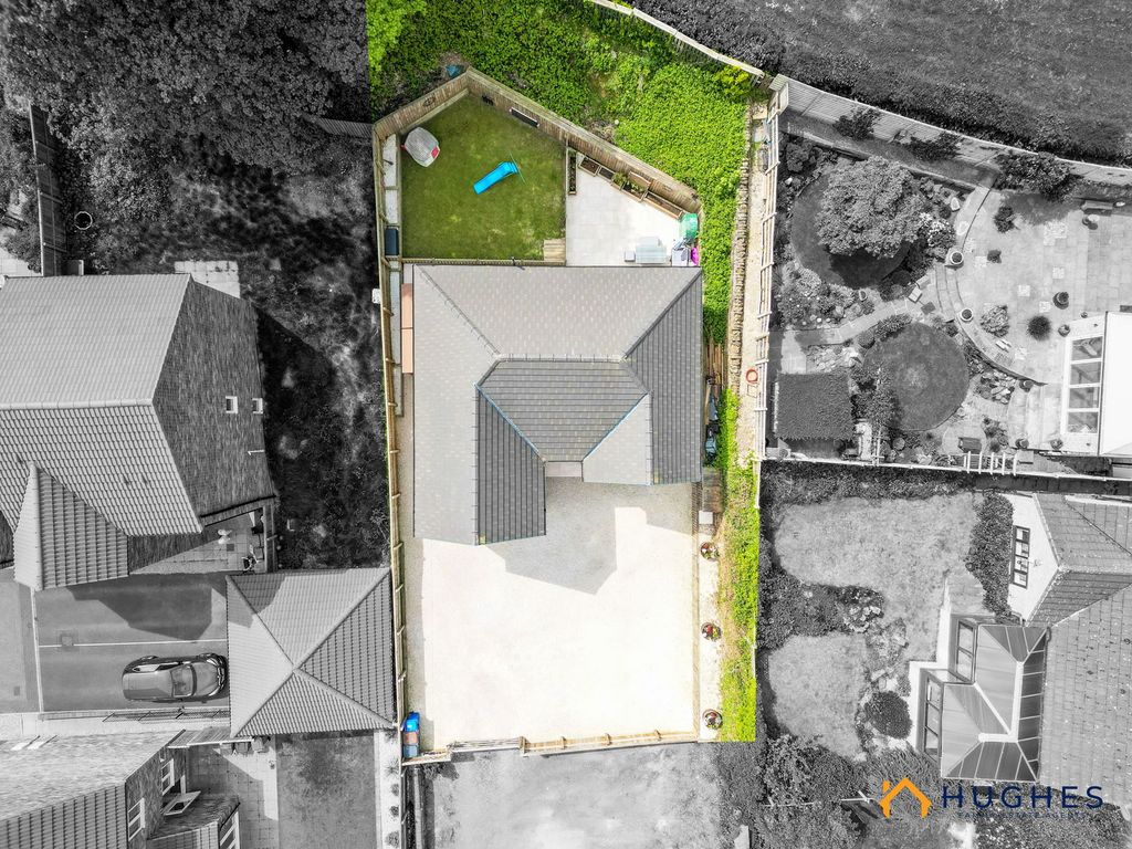 Property photo 3 of 33