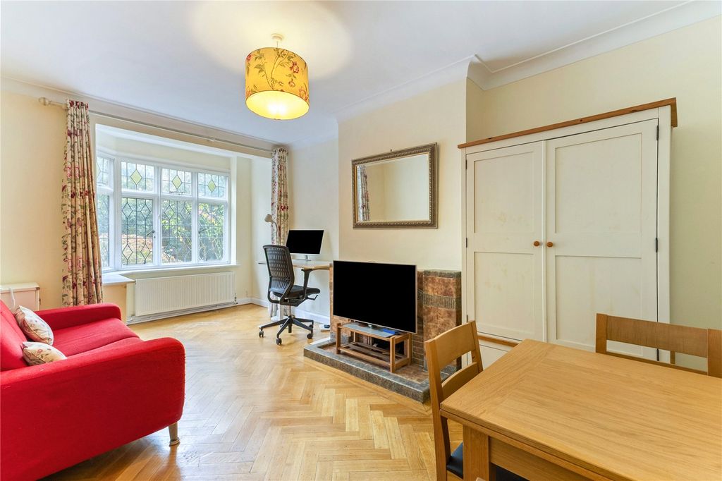 Property photo 2 of 14 Picture No. 07