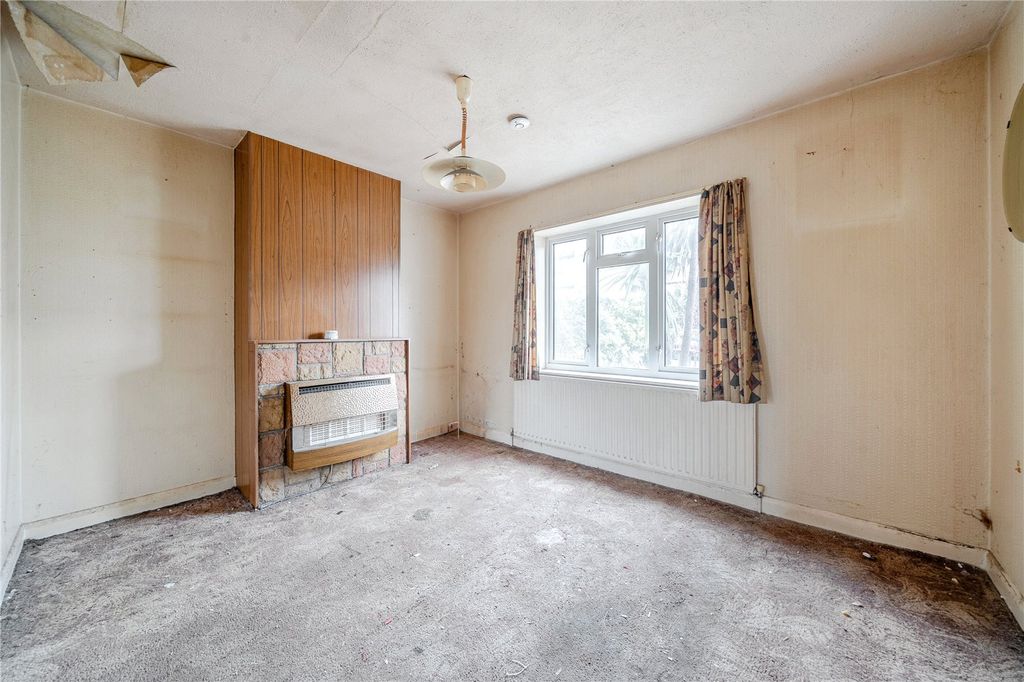 Property photo 3 of 21 Picture No. 11