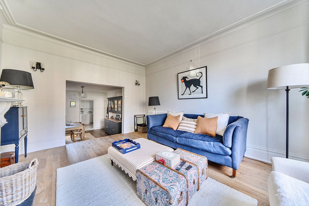 Property photo 2 of 21 1439061-9-69ce857...