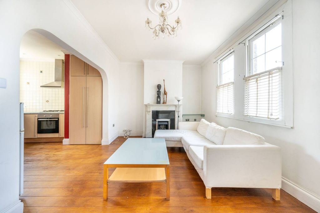 Property photo 1 of 7