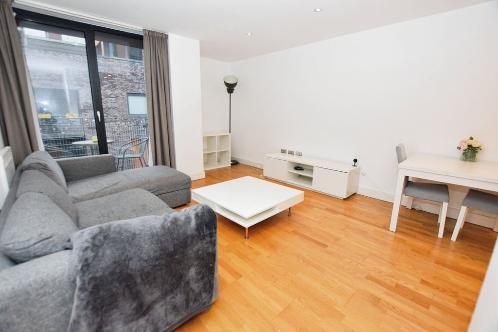 Property photo 1 of 15 Picture No. 11