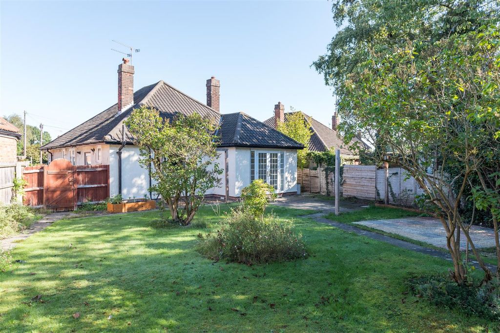 Property photo 2 of 15 No52_37.Jpg