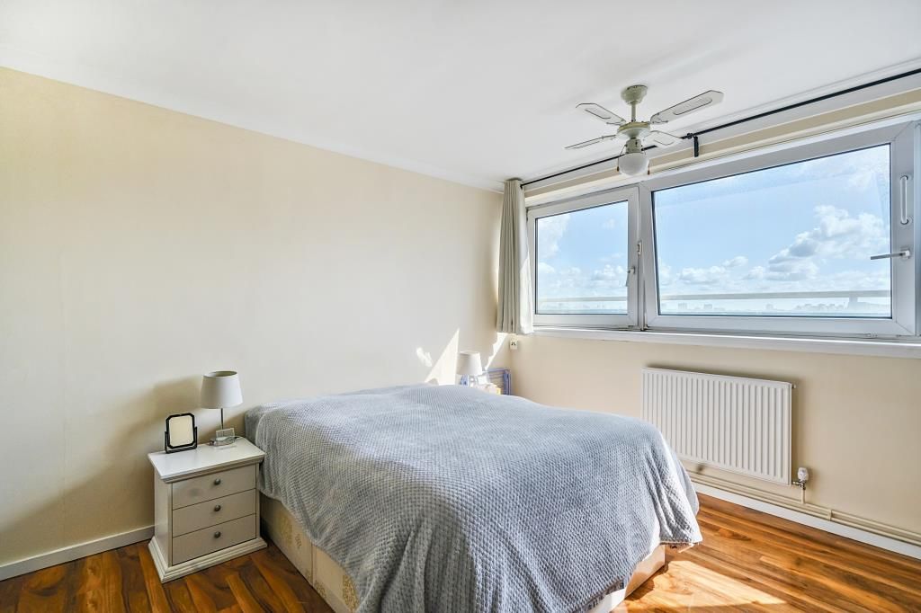 Property photo 2 of 21 Bedroom