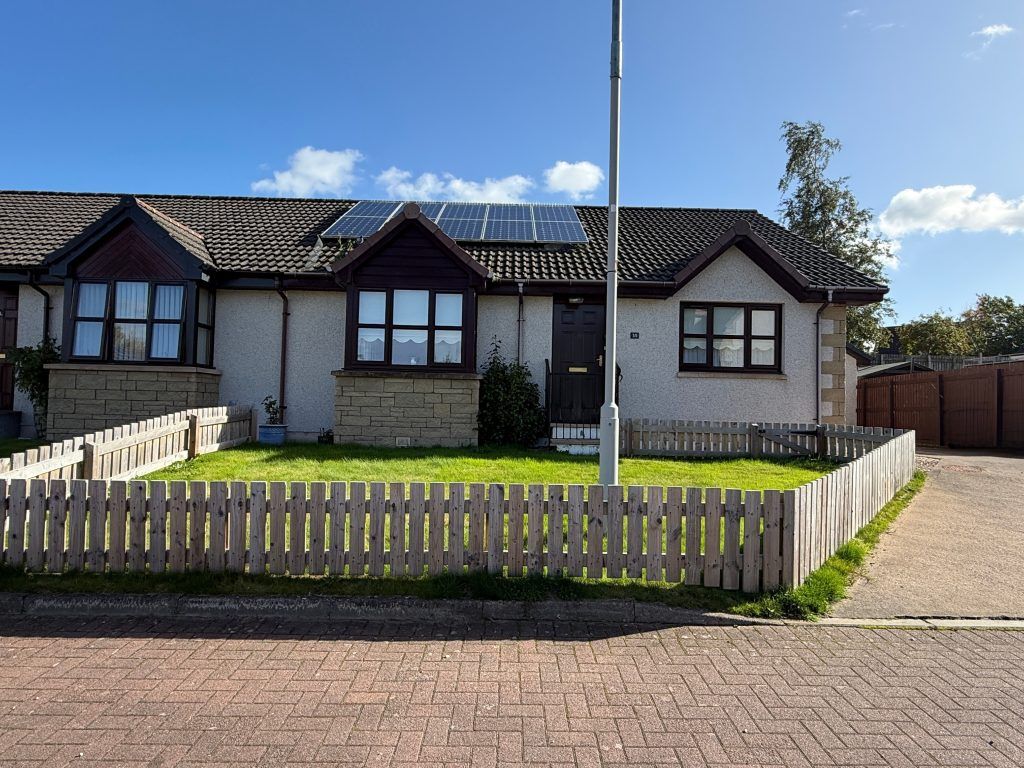 Property photo 2 of 12