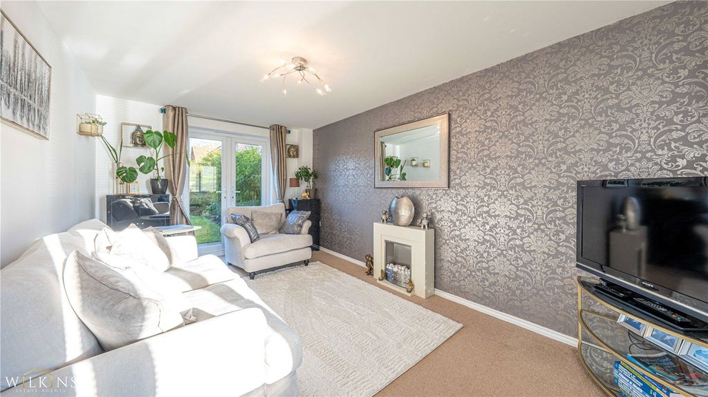 Property photo 3 of 39 Picture No. 10