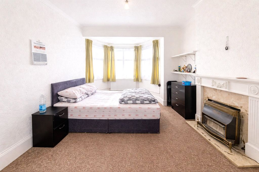 Property photo 2 of 6 Picture No. 05