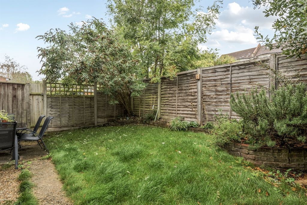 Property photo 2 of 12
