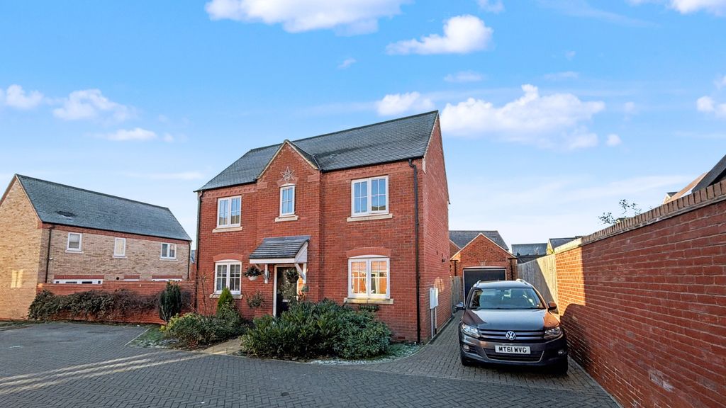 Property photo 1 of 19 4788861