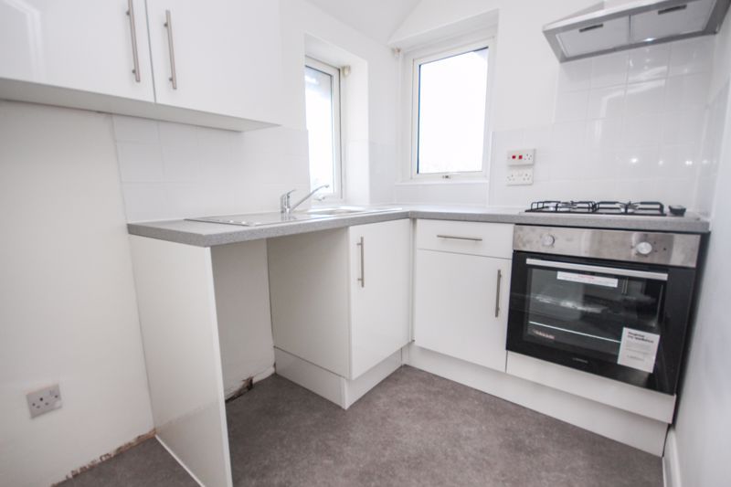 Property photo 3 of 7 Photo 9