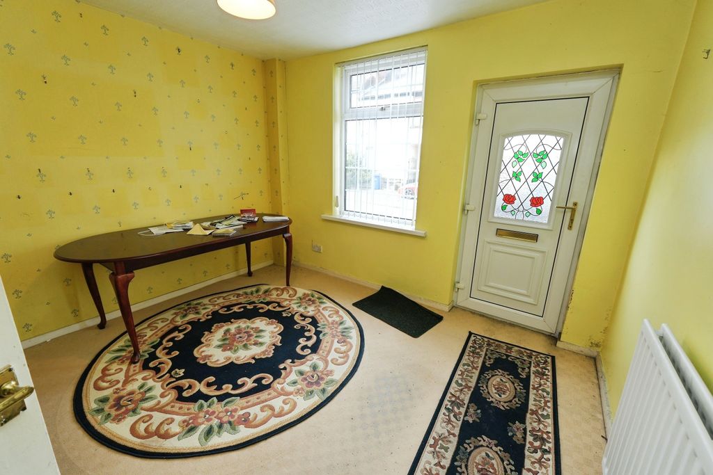 Property photo 2 of 13 Dining Room