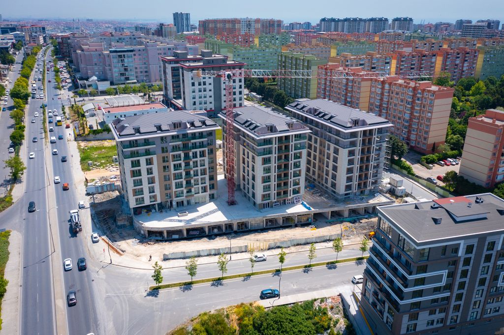 Property photo 1 of 11 Luxury Istanbul Apartments - Main View Over The Entire Complex