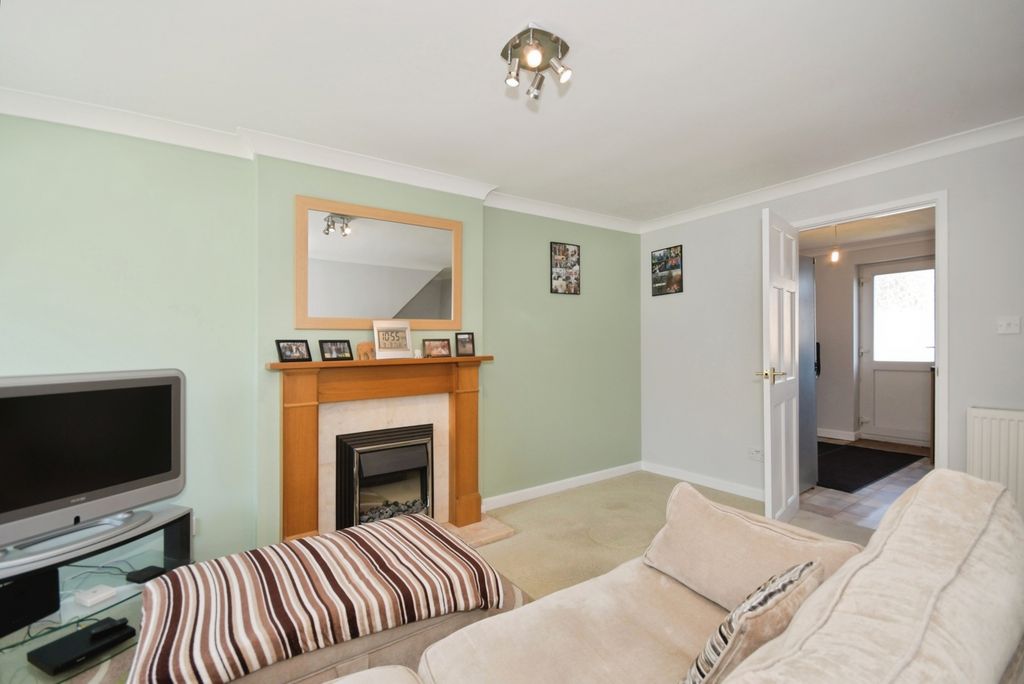 Property photo 3 of 17 Photo