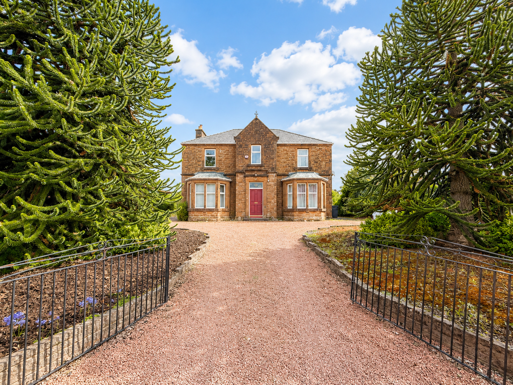 Property photo 1 of 10