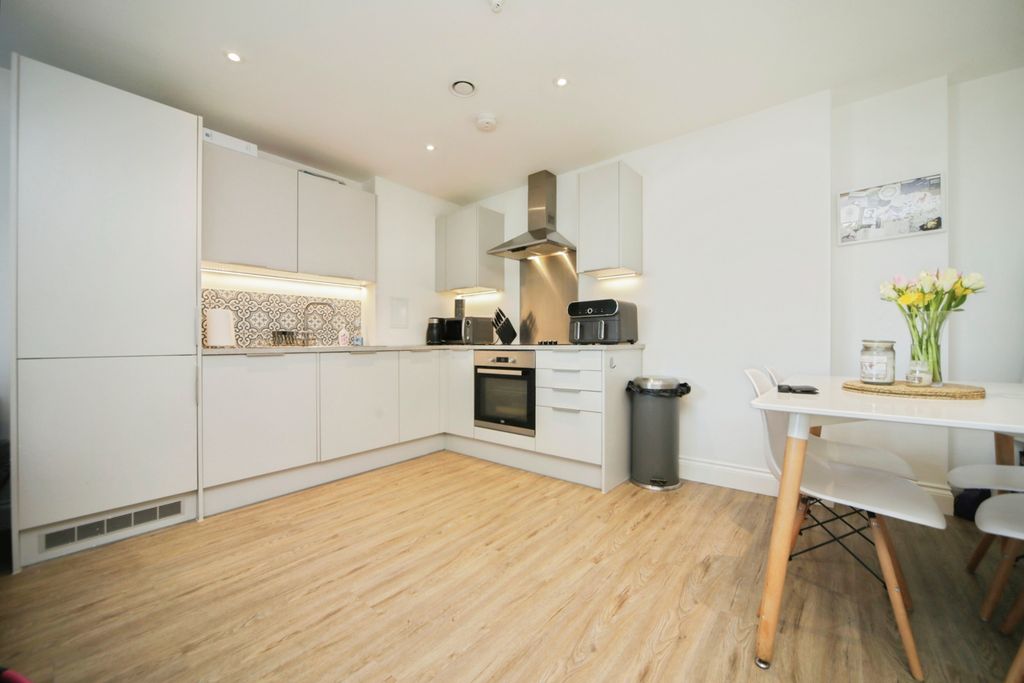 Property photo 3 of 21 9T5A5973