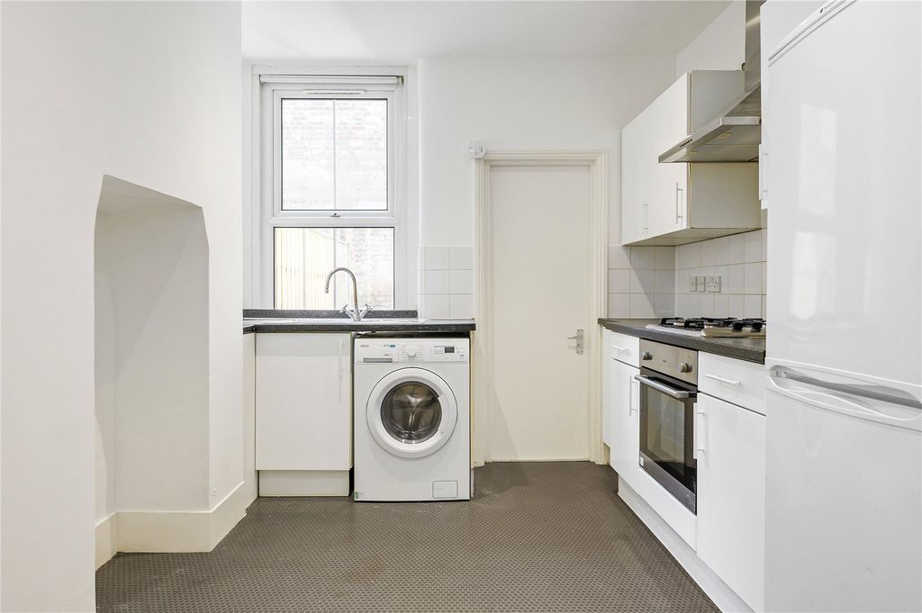 Property photo 2 of 15 Kitchen