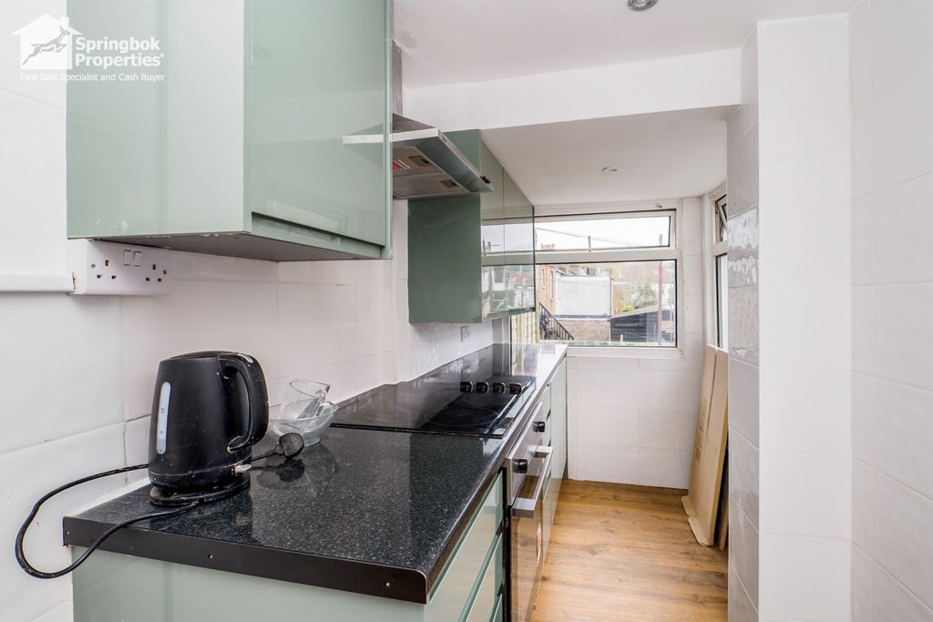 Property photo 3 of 9 Image 2