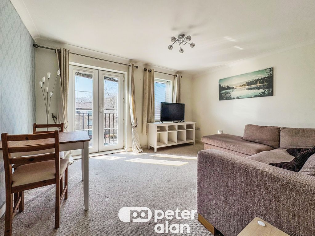 Property photo 2 of 15 Living Room