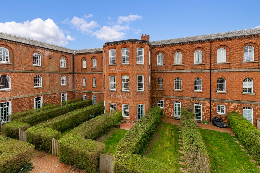 Property photo 2 of 16 A05 - 4 Woodbury Walk Devington Park Exminster - 2