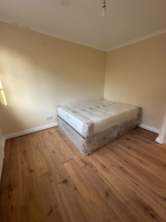 Property photo 1 of 3