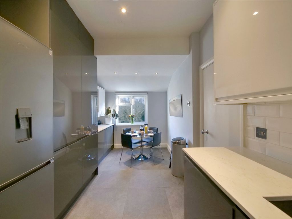 Property photo 3 of 16 Picture No. 04