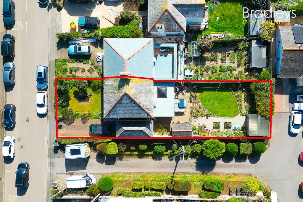 Additional image 9 of 4 bed semi-detached house for saleRosparvah Gardens, Heamoor, Penzance, Cornwall TR18