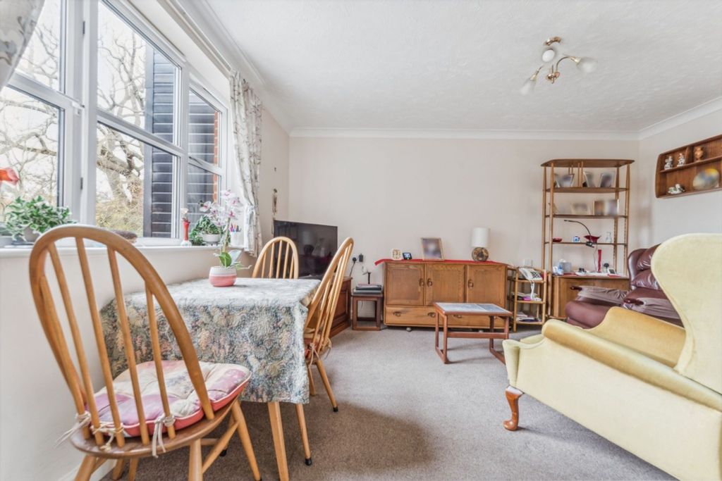 Property photo 3 of 18