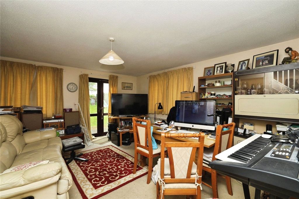Property photo 2 of 13 Picture No. 30
