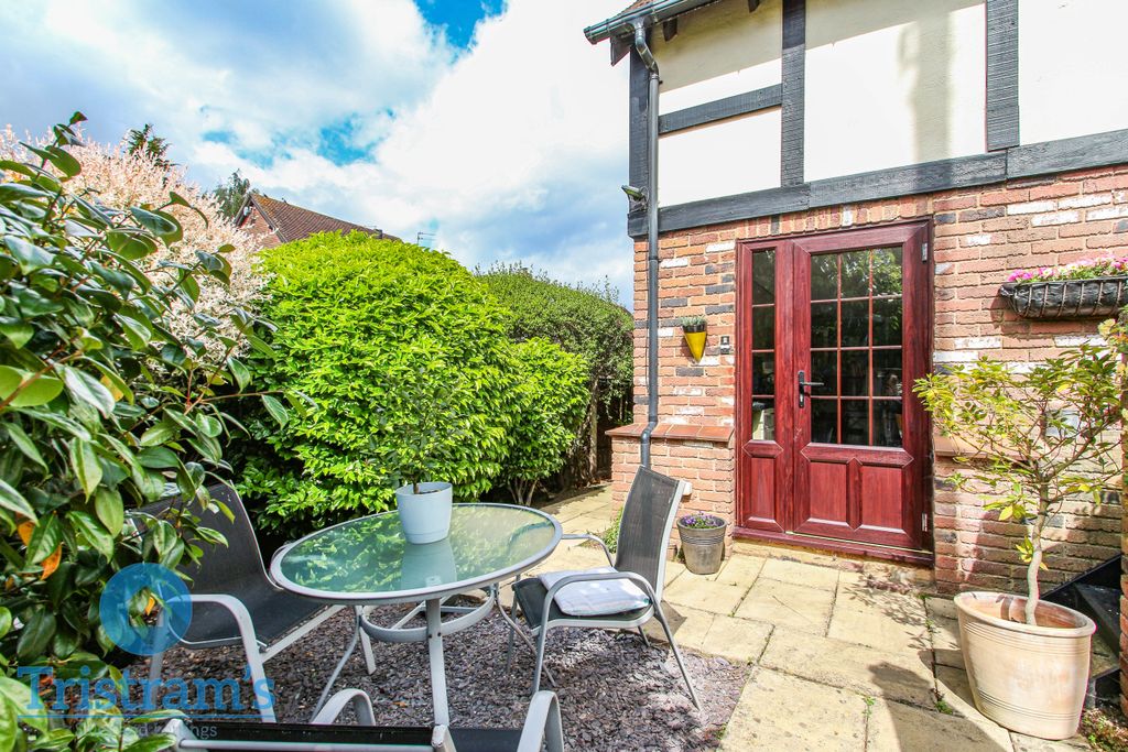 Property photo 1 of 20 Img_9117