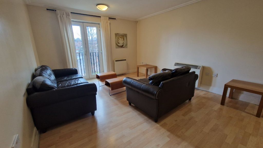 Property photo 2 of 7 Picture No. 18