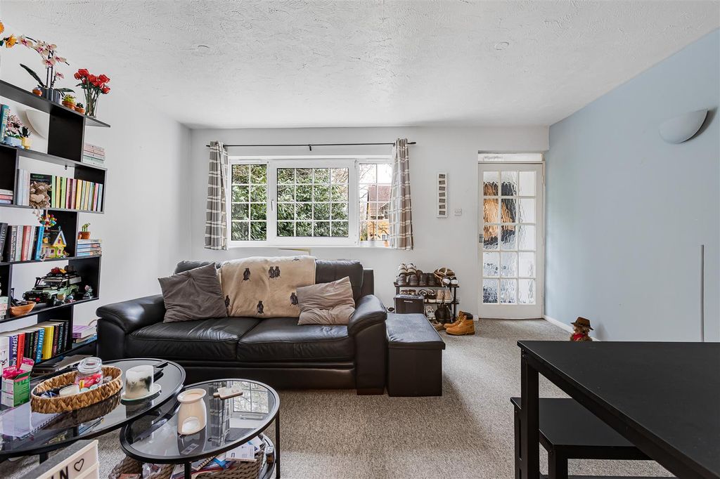 Property photo 2 of 10 10_71774.Jpg