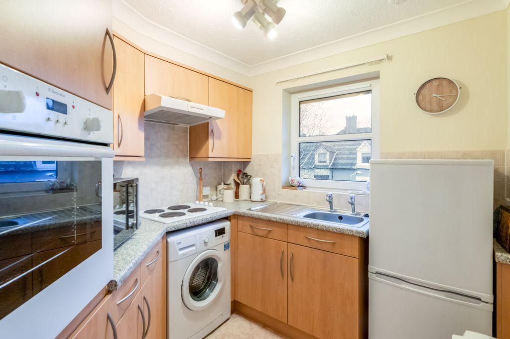 Additional image 8 of 1 bed flat for salePittenzie Street, Crieff PH7