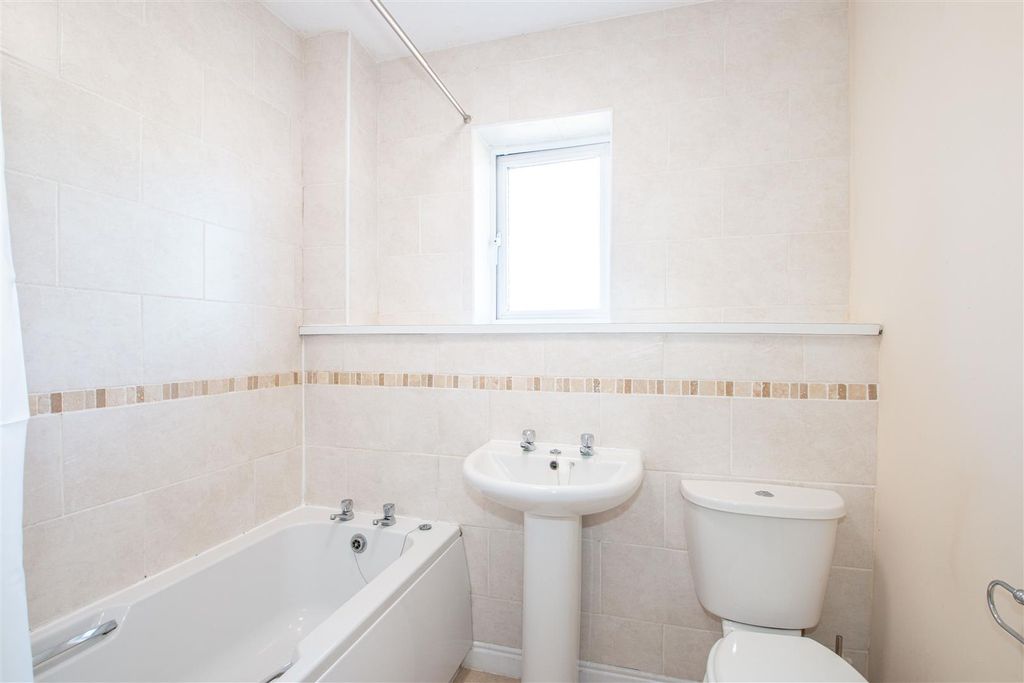 Property photo 3 of 14 2Pars_8.Jpg