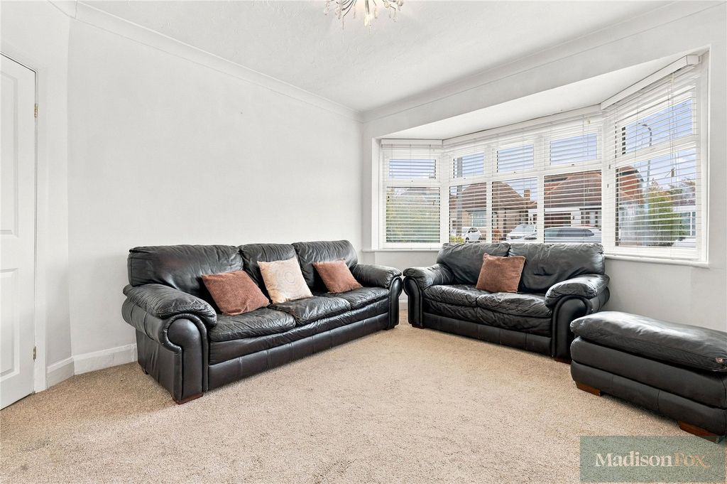Property photo 2 of 23 Picture No. 20