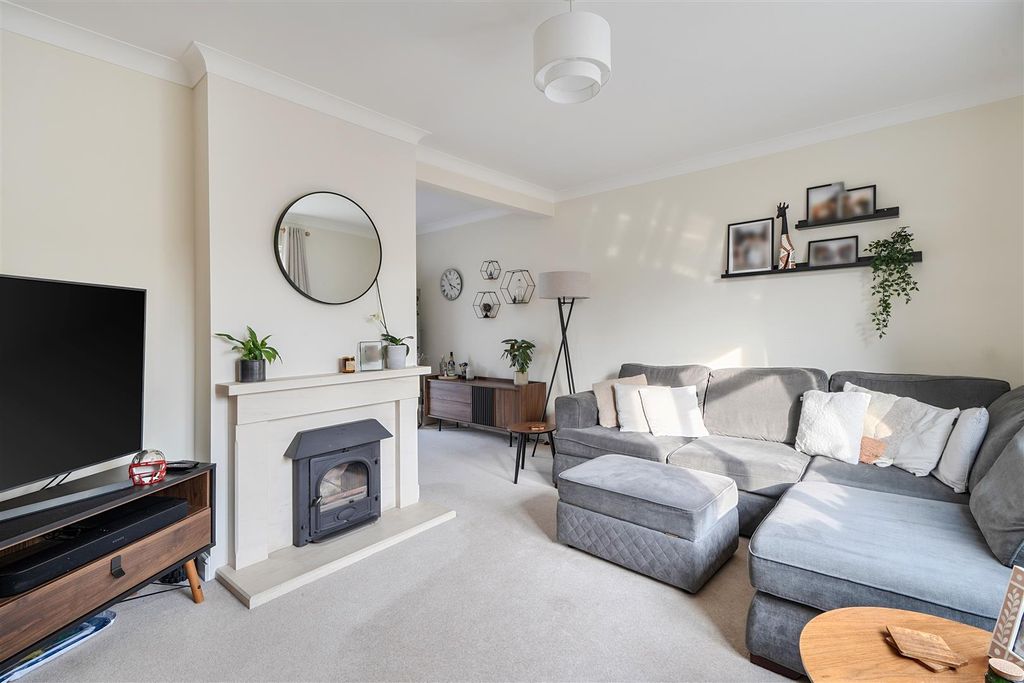 Property photo 3 of 18 1433262-11-69c17466571F2.Jpg